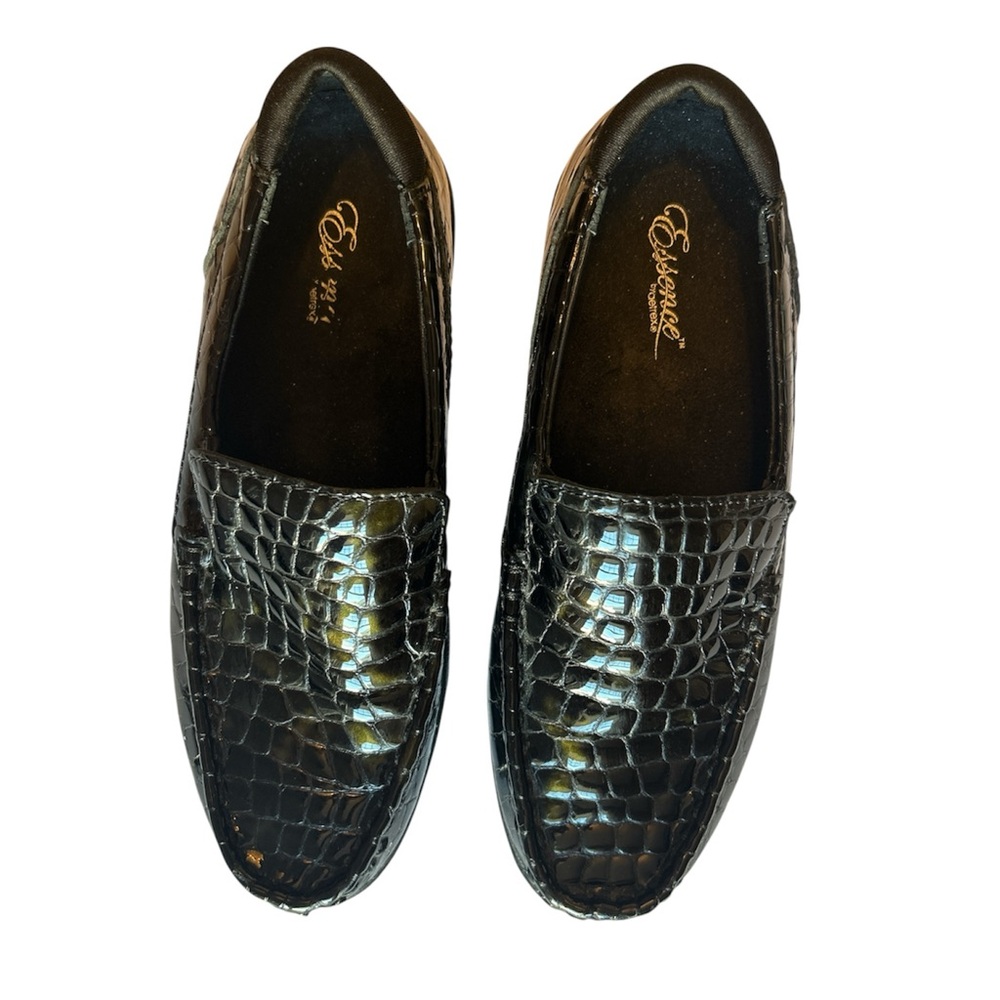 Essence by Aetrex Black Crocodile Pattern Loafers, Size 6